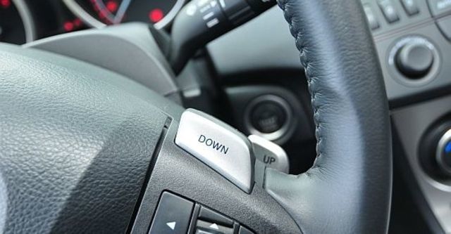 2011 Mazda 3 5D 2.5S  第7張相片