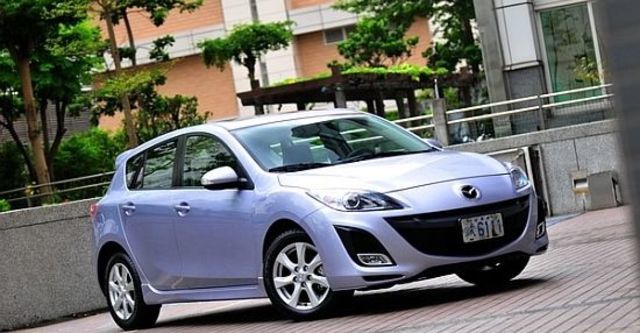 2010 Mazda 3 5D 2.0 頂級型  第1張相片