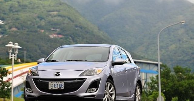2010 Mazda 3 5D 2.5S  第1張相片