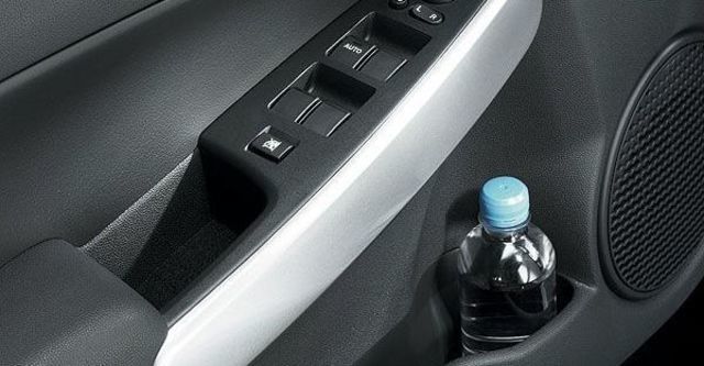 2009 Mazda 2 1.5 尊貴型  第7張相片