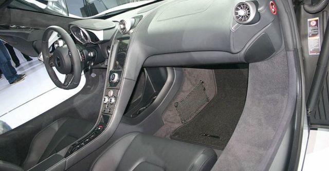 2014 McLaren 12C V8  第8張相片