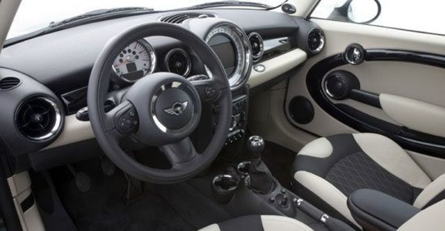 2011 Mini Clubman Cooper  第5張相片