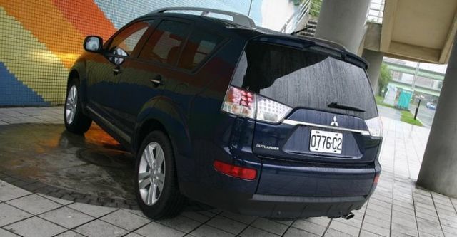 2014 Mitsubishi Outlander 2.4 2WD豪華型  第1張相片