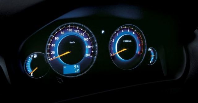 2014 Mitsubishi Savrin 2.4豪華型五人座  第7張相片