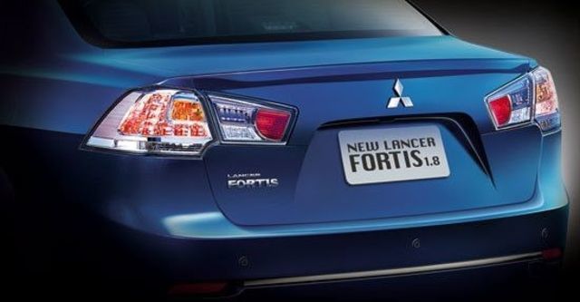 2013 Mitsubishi Lancer Fortis 1.8經典型  第9張相片