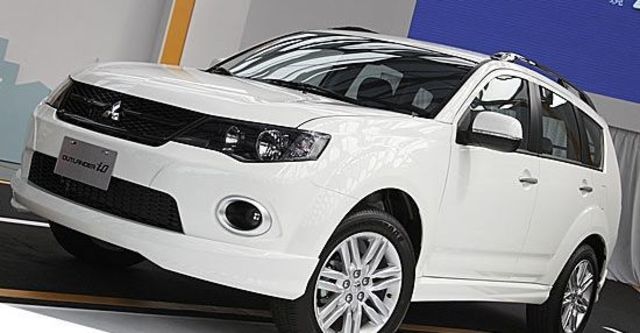 2013 Mitsubishi Outlander iO 4WD  第2張相片