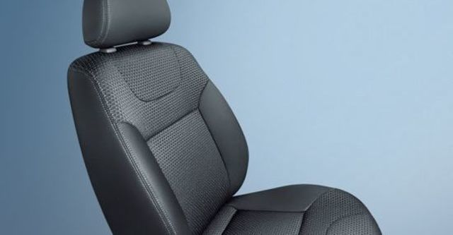 2012 Mitsubishi Boss Zinger 2.4豪華型  第4張相片