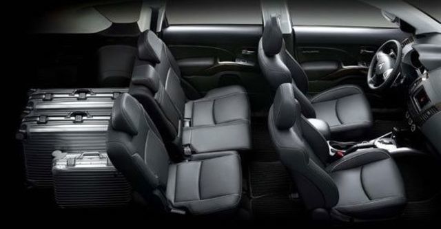 2012 Mitsubishi Outlander 2.4 4WD尊貴型  第8張相片