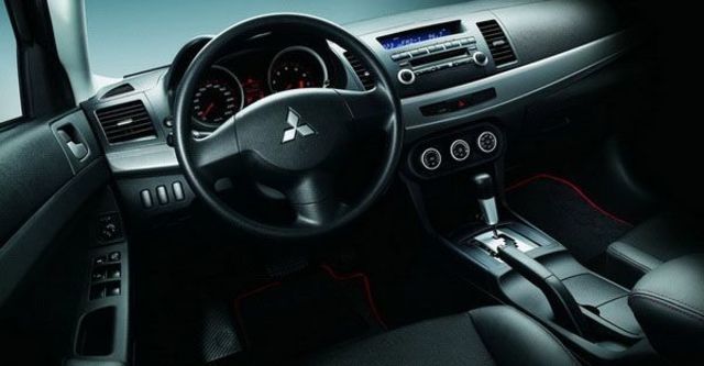 2011 Mitsubishi Lancer Forits 1.8 S空力型  第8張相片
