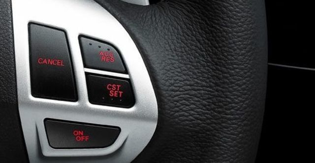 2011 Mitsubishi Outlander 2.4 2WD豪華型  第3張相片