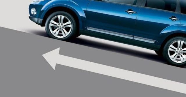 2011 Mitsubishi Outlander 2.4 4WD旗艦型  第4張相片