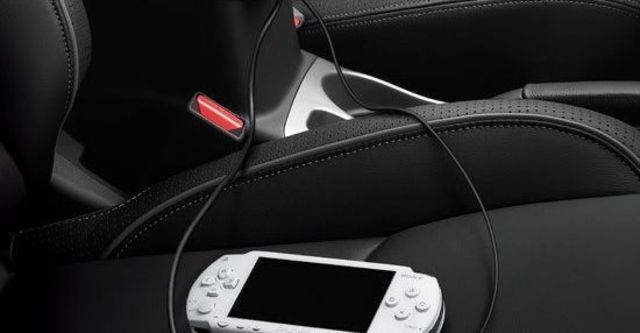 2011 Mitsubishi Outlander 2.4 4WD旗艦型  第14張相片