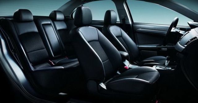 2010 Mitsubishi Lancer Forits 1.8空力型  第6張相片