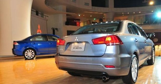 2010 Mitsubishi Lancer Fortis 1.8經典型  第1張相片