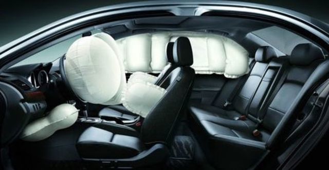 2010 Mitsubishi Lancer Fortis 1.8豪華型  第11張相片
