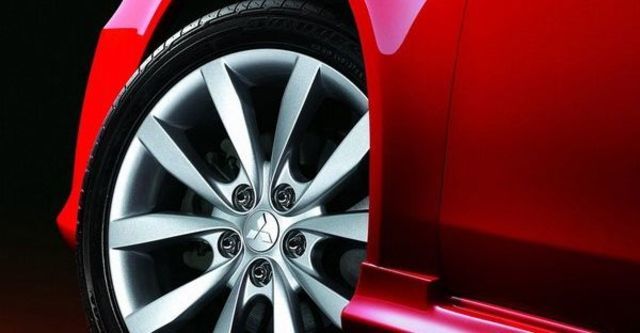 2010 Mitsubishi Lancer iO 2.0  第6張相片