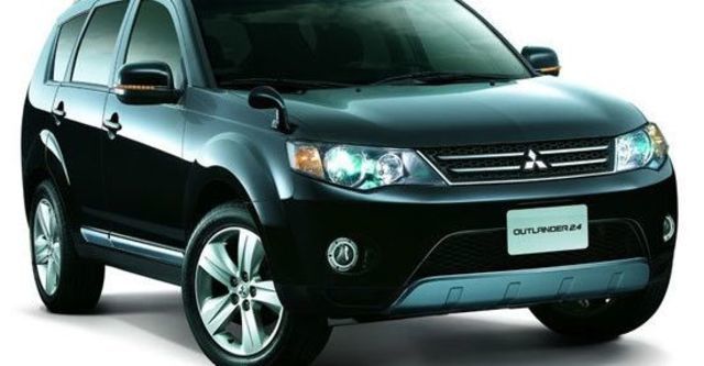 2010 Mitsubishi Outlander 2.4 2WD經典型  第2張相片