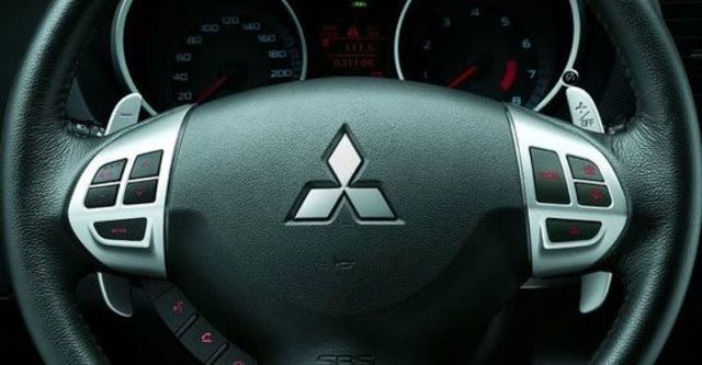 2010 Mitsubishi Outlander 2.4 4WD旗艦型  第14張相片