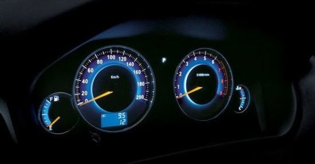 2010 Mitsubishi Savrin 2.4旗艦型六人座  第14張相片