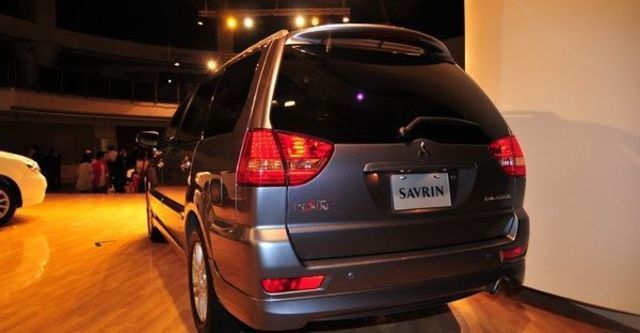 2010 Mitsubishi Savrin 2.4雅緻型五人座  第3張相片