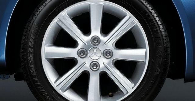 2009 Mitsubishi Colt Plus 1.6尊貴型  第9張相片