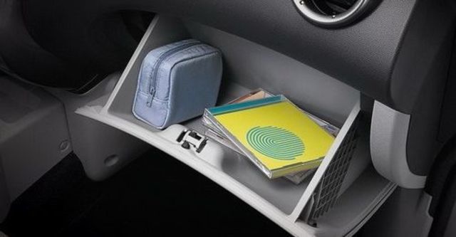 2009 Mitsubishi Colt Plus 1.6尊貴型  第10張相片