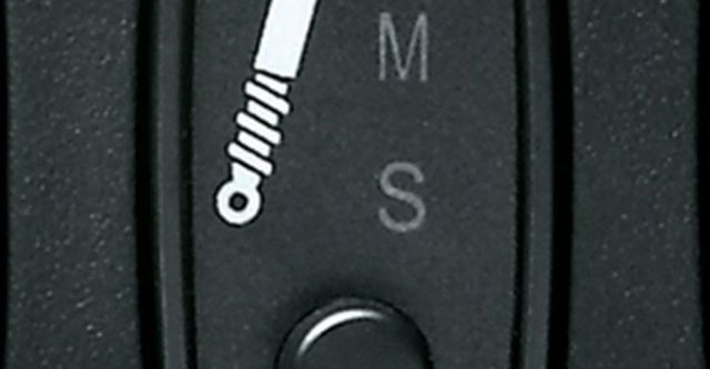 2009 Mitsubishi Grunder 2.4經典型  第11張相片