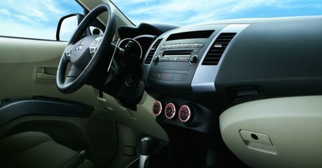 2009 Mitsubishi Outlander 3.0  第3張相片