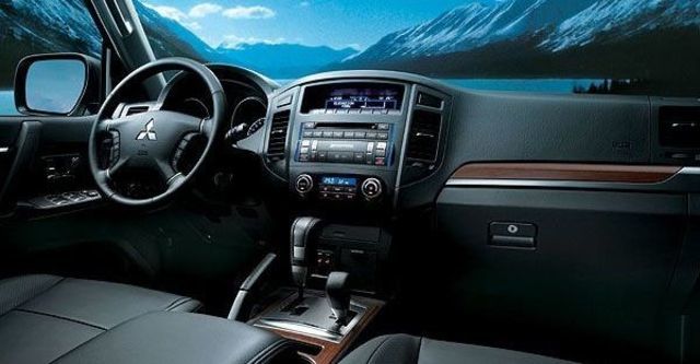 2009 Mitsubishi Pajero 3.2 DI-D  第6張相片