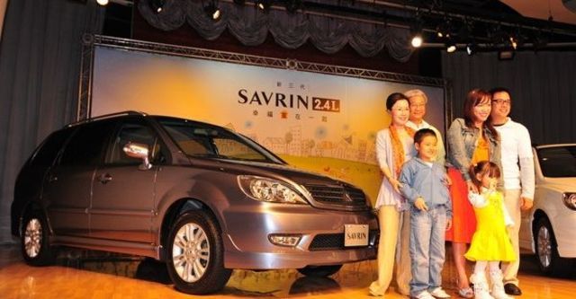 2009 Mitsubishi Savrin 2.4尊貴型 四人座  第2張相片