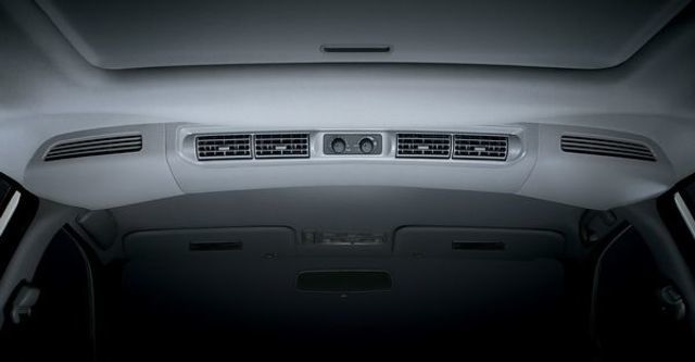 2009 Mitsubishi Savrin 2.4旗艦型 六人座  第4張相片