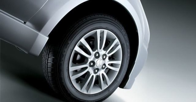 2009 Mitsubishi Savrin Inspire 2.4 雅致型 五人座  第6張相片