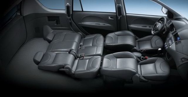 2009 Mitsubishi Super Zinger 2.4 雅致手排型  第7張相片