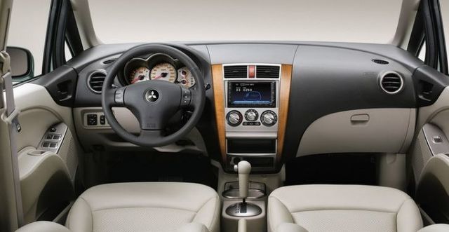 2008 Mitsubishi Colt Plus 1.6豪華型  第8張相片