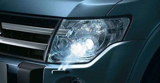 2008 Mitsubishi Pajero 3.2D 標準型  第5張相片