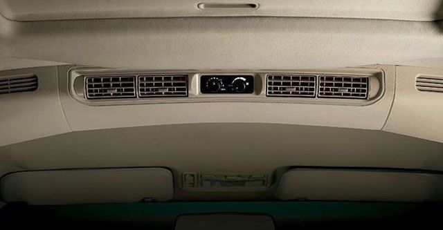 2008 Mitsubishi Savrin 2.4 EXi 尊貴型  第6張相片