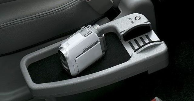 2008 Mitsubishi Space Gear 2.4 Exi  第8張相片
