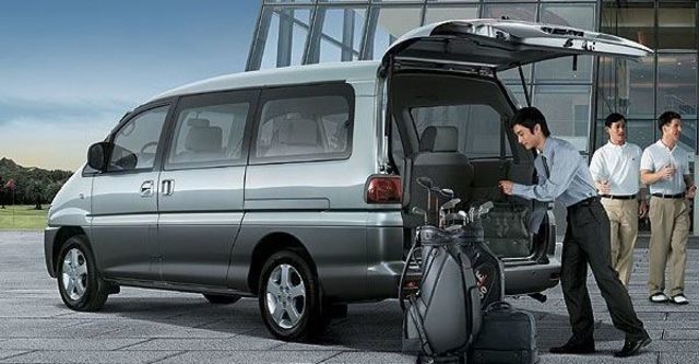 2008 Mitsubishi Space Gear 2.4 Sei  第4張相片