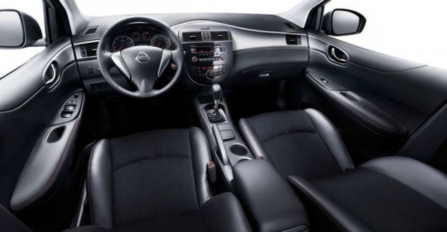 2015 Nissan Tiida 5D 傳奇版  第8張相片
