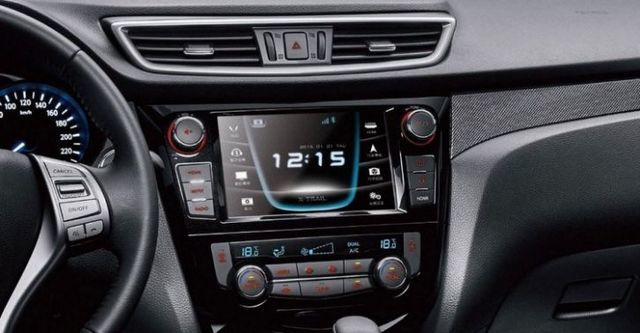 2015 Nissan X-Trail 2.0玩美版  第8張相片