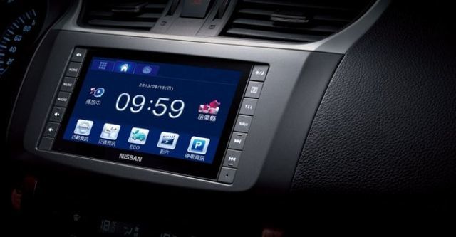 2014 Nissan Sentra 1.8 豪華影音版  第8張相片
