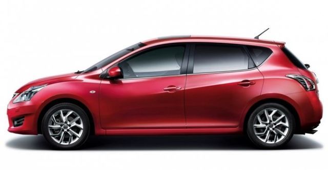 2014 Nissan Tiida 5D Turbo豪華版  第5張相片