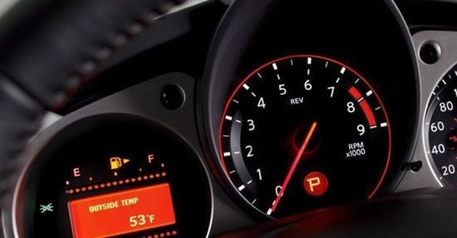2013 Nissan 370Z Coupe 3.7  第10張相片