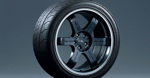 2013 Nissan GT-R Black Premium  第6張相片