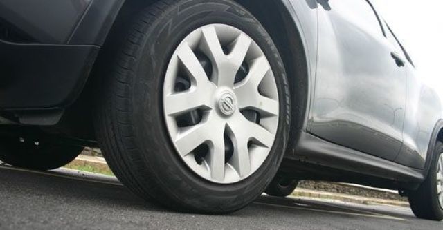 2013 Nissan Juke 1.6自然進氣  第4張相片