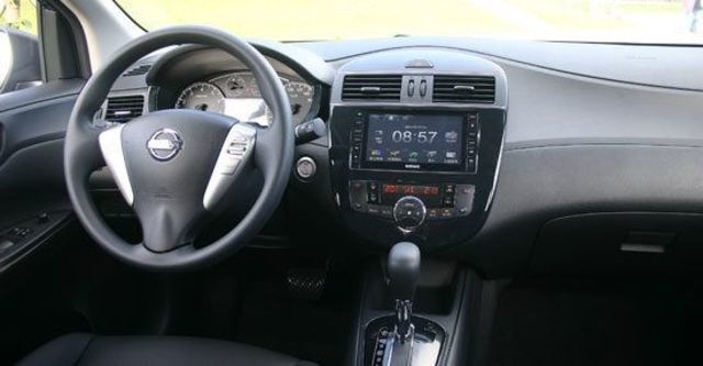 2013 Nissan Tiida 5D 1.6 SV規  第6張相片