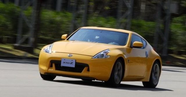 2011 Nissan 370Z Coupe 3.7  第1張相片