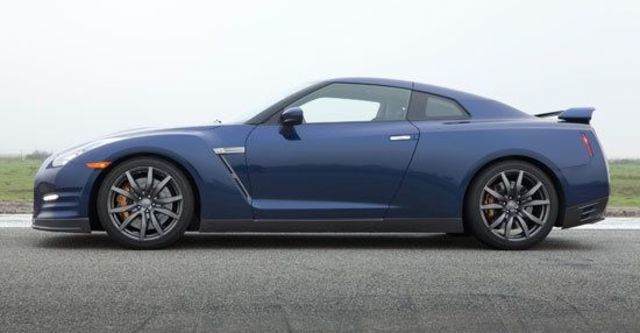 2011 Nissan GT-R Coupe  第5張相片