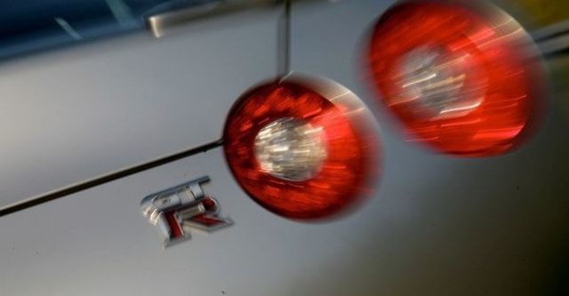 2010 Nissan GT-R Coupe  第5張相片