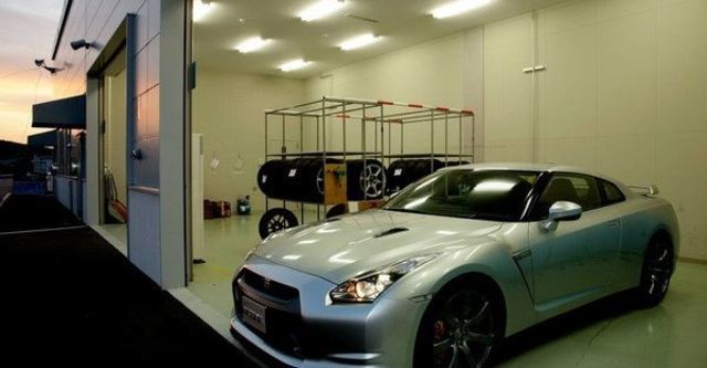 2010 Nissan GT-R Coupe  第6張相片